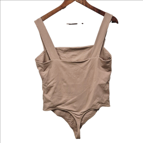 Abercrombie & Fitch Soft A&F Tan Square Neck Seamless Bodysuit Size XL - Picture 6 of 9